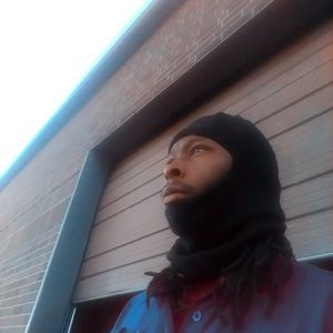 Meet your Posher, Derrick